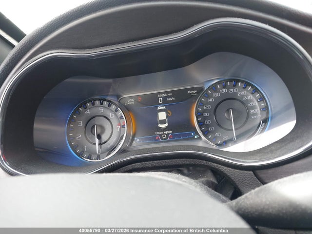 1C3CCCBG1GN176525 Chrysler 200