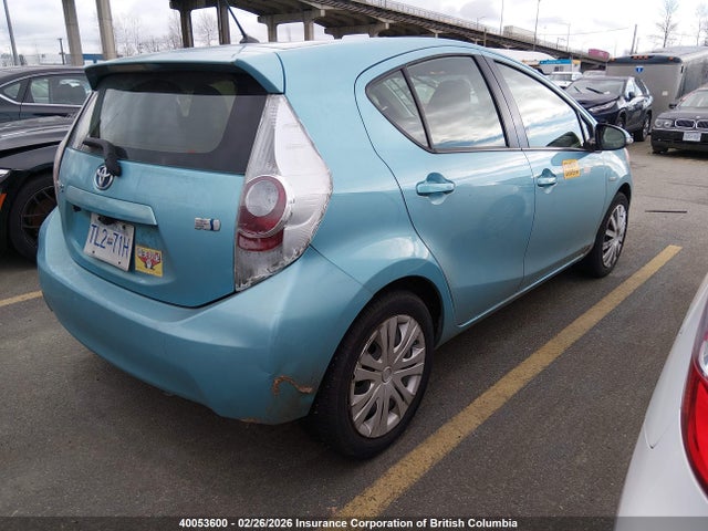 JTDKDTB31E1081890 Toyota PRIUS C