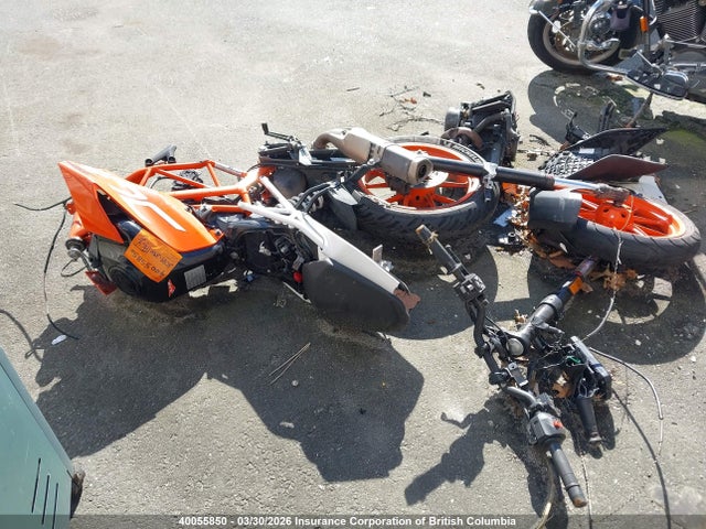 KTM 390 Duke 2018 MD2JPJ40XJC281380 Image 3