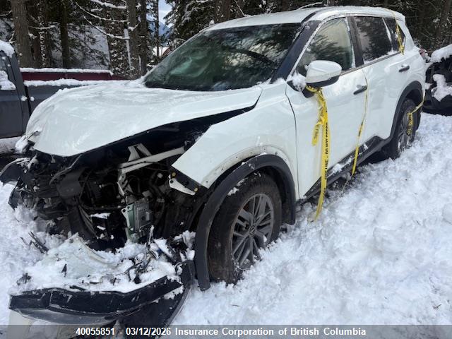 5N1AT3AB0NC676477 Nissan Rogue