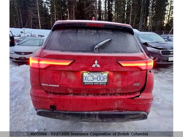 JA4J4UA86RZ613361 Mitsubishi Outlander Es