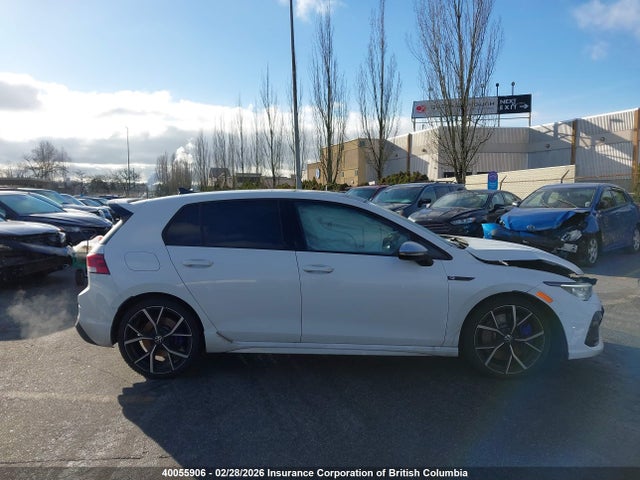 WVWEB7CD6RW180876 Volkswagen Golf