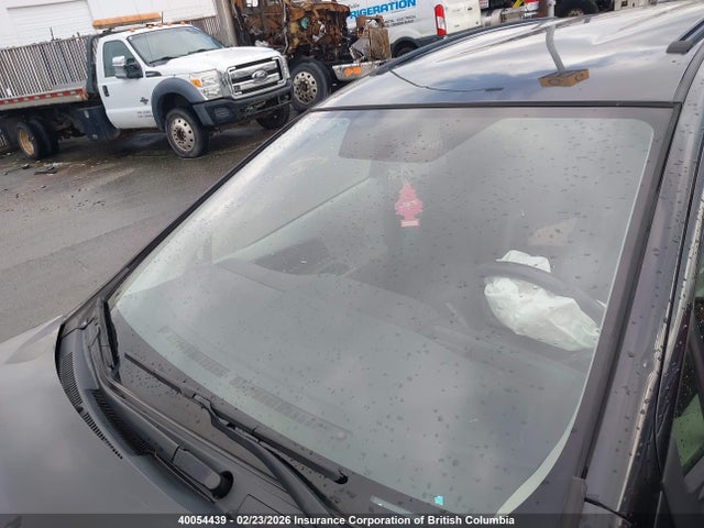 JTDKDTB39E1571008 Toyota PRIUS C