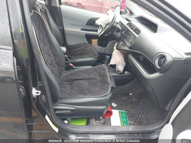JTDKDTB39E1571008 Toyota PRIUS C