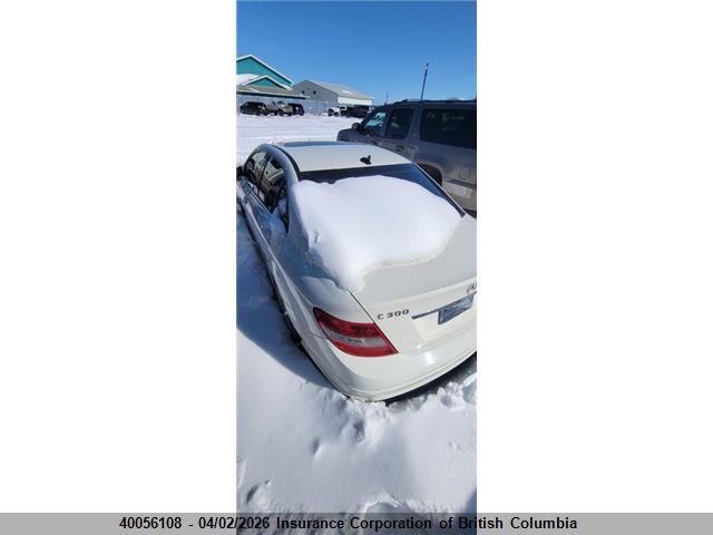 40056108 :رقم المزاد ، WDDGF81X89F330895 vin ، 2009 Mercedes-benz C 300 4mati مزاد بيع