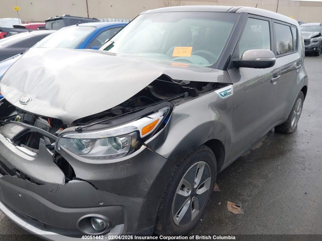 KNDJR3AE2J7033774 KIA Soul Ev +