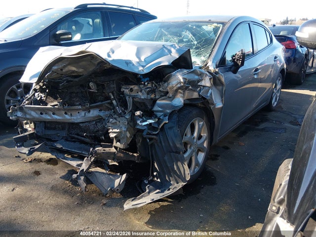 3MZBM1U75FM152644 Mazda 3 SPORT