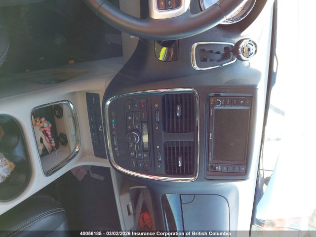 2C4RDGDG9GR103705 Dodge Grand Caravan Crew