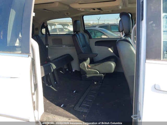 2C4RDGDG9GR103705 Dodge Grand Caravan Crew