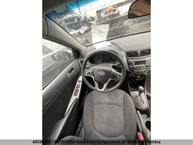 KMHCT5AE3GU292186 Hyundai ACCENT SE