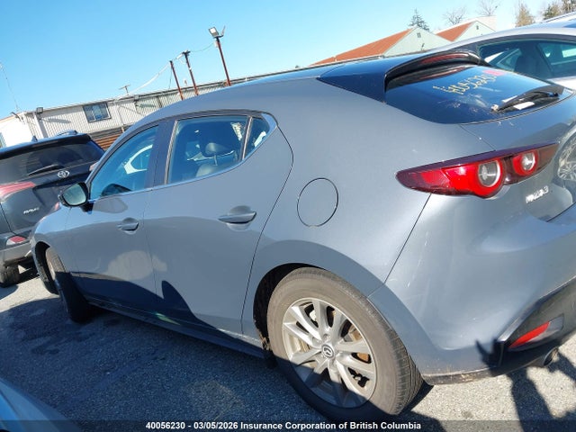 JM1BPALM3R1705360 Mazda 3 Preferred
