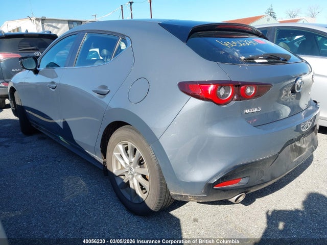 JM1BPALM3R1705360 Mazda 3 Preferred