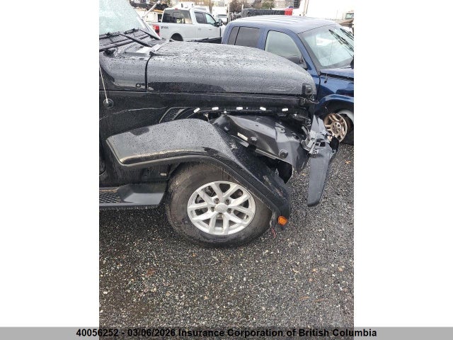 1C4HJXEG3PW574226 Jeep Wrangler Sahara