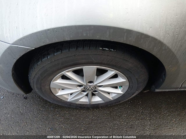 3VW217AU7FM086894 Volkswagen Golf