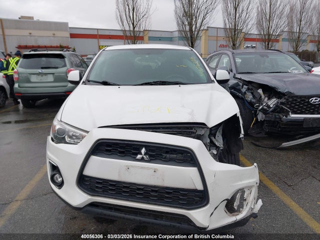 Mitsubishi RVR 2015 4A4AH3AU9FE601038 Image 13