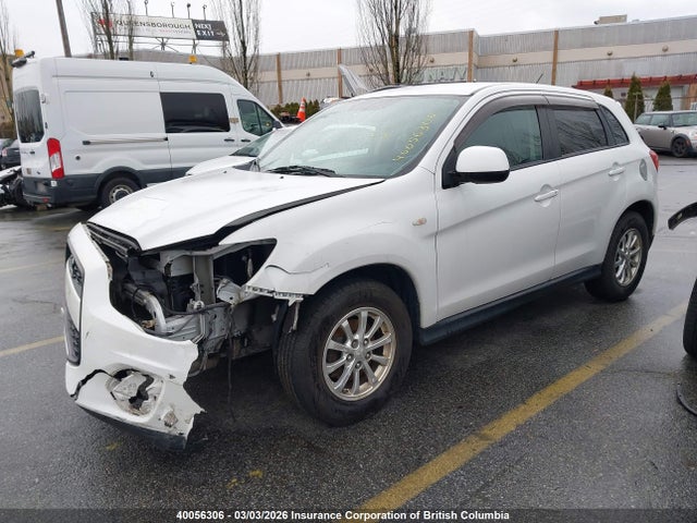 Mitsubishi RVR 2015 4A4AH3AU9FE601038 Image 2