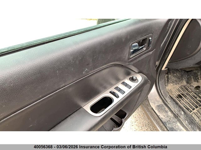 40056368 :رقم المزاد ، 3FAHP0CG7AR153022 vin ، 2010 Ford Fusion Sel مزاد بيع