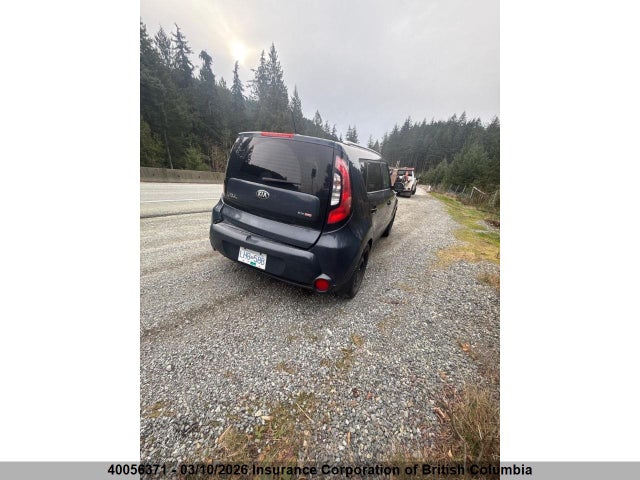 2015 Kia Soul მანქანა იყიდება აუქციონზე, vin: KNDJP3A54F7175279, აუქციონის ნომერი: 40056371