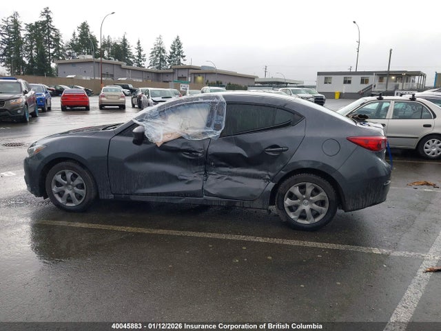3MZBM1U7XEM104605 Mazda 3 SPORT