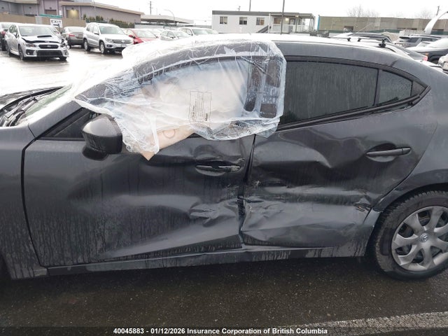 3MZBM1U7XEM104605 Mazda 3 SPORT