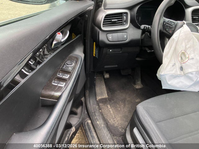 5XYPGDA34JG340368 KIA Sorento 2.4l Lx
