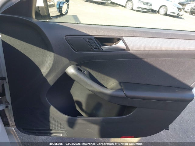 3VW2K7AJ6FM346561 Volkswagen JETTA S