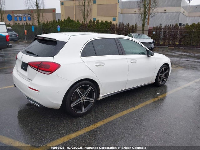 WDD3F4HB4KJ050623 Mercedes-Benz A 250 4matic
