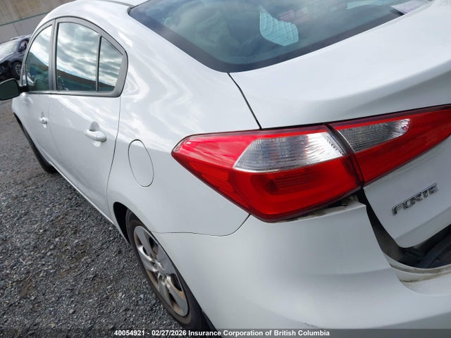 Продажа на аукционе авто 2015 Kia Forte Lx, vin: KNAFK4A66F5404119, номер лота: 40054921