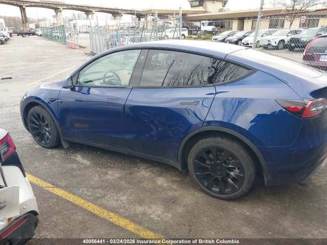 Продажа на аукционе авто 2022 Tesla Model Y Long Range, vin: 7SAYGDEE4NF357090, номер лота: 40056441