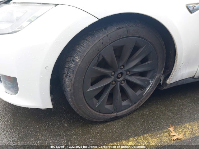 Tesla MODEL S 2015 5YJSA1E25FF102393 Image 6