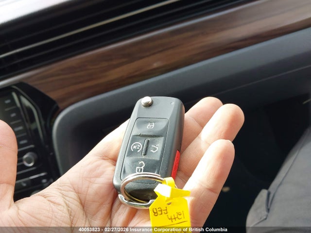 40053823 :رقم المزاد ، 1VWEA7A31LC005776 vin ، 2020 Volkswagen Passat Execline W/ R-line مزاد بيع