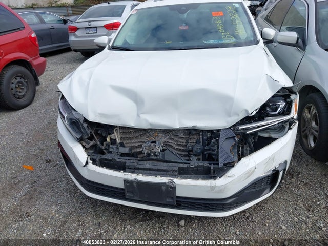 40053823 :رقم المزاد ، 1VWEA7A31LC005776 vin ، 2020 Volkswagen Passat Execline W/ R-line مزاد بيع