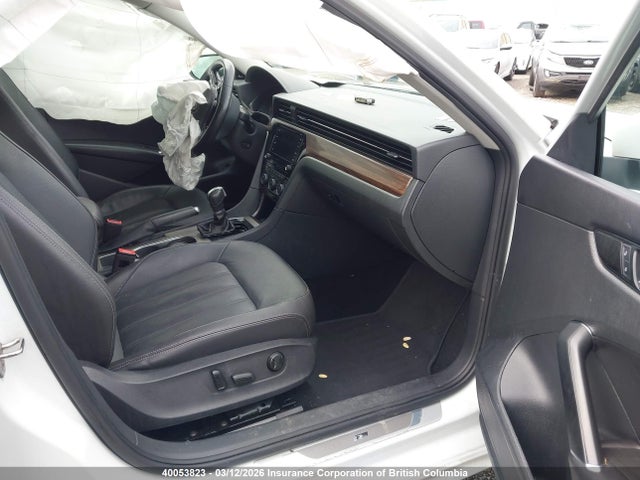 40053823 :رقم المزاد ، 1VWEA7A31LC005776 vin ، 2020 Volkswagen Passat Execline W/ R-line مزاد بيع