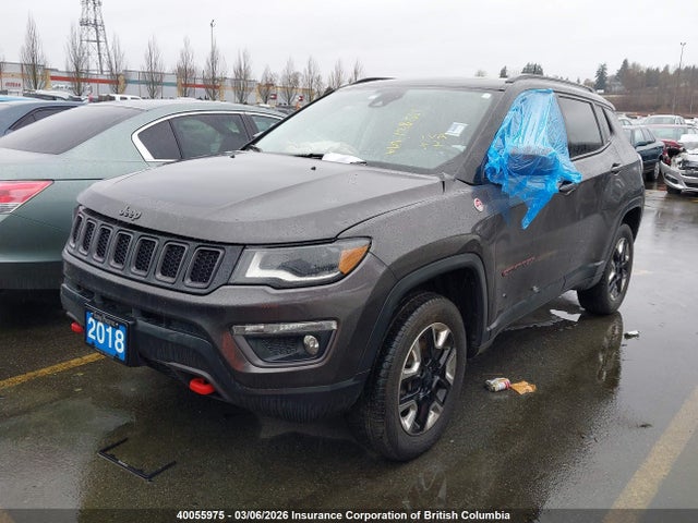 3C4NJDDB6JT128561 Jeep Compass Trailhawk