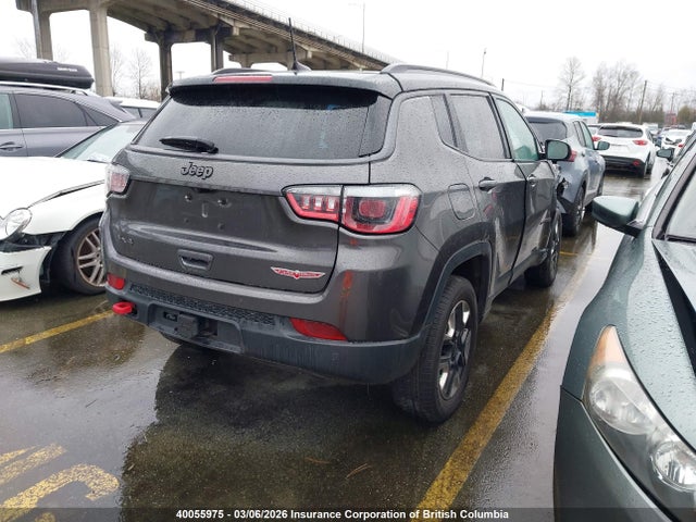 3C4NJDDB6JT128561 Jeep Compass Trailhawk