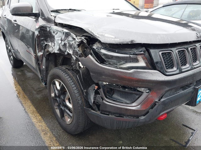 3C4NJDDB6JT128561 Jeep Compass Trailhawk