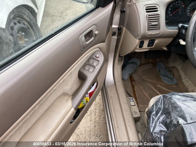 40056653 :رقم المزاد ، 2HGES16681H905599 vin ، 2001 Honda Civic مزاد بيع