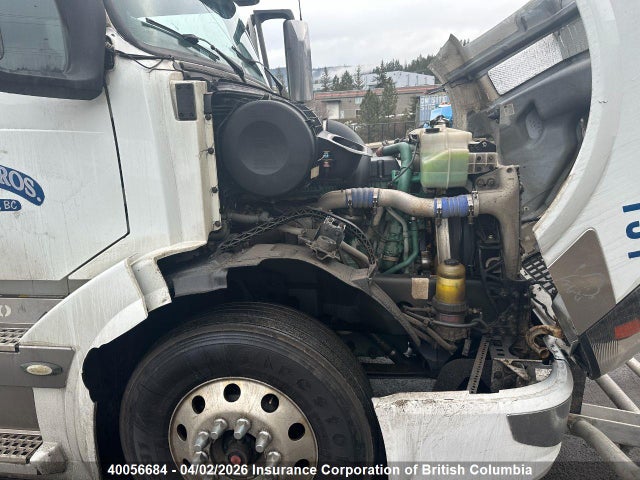 4V4NC9EH5JN887250 Volvo Vn L