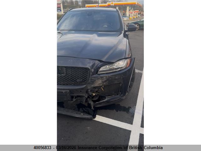 Jaguar F-PACE S 2017 SADCM2BV1HA080957 Image 2
