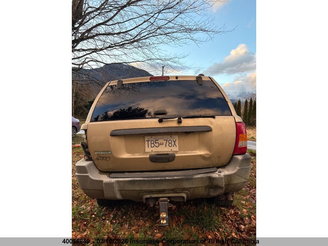 2000 Jeep Grand Cherokee Laredo მანქანა იყიდება აუქციონზე, vin: 1J4GW48SXYC176746, აუქციონის ნომერი: 40056849