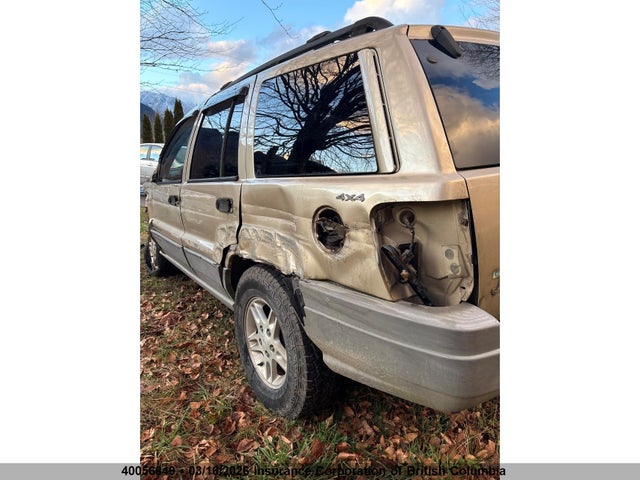 2000 Jeep Grand Cherokee Laredo მანქანა იყიდება აუქციონზე, vin: 1J4GW48SXYC176746, აუქციონის ნომერი: 40056849
