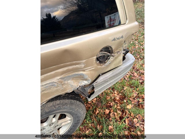 2000 Jeep Grand Cherokee Laredo მანქანა იყიდება აუქციონზე, vin: 1J4GW48SXYC176746, აუქციონის ნომერი: 40056849