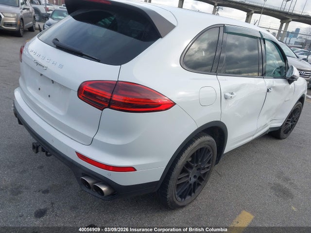 Porsche CAYENNE S 2016 WP1AB2A29GLA95580 Image 4