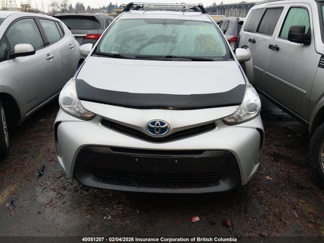Toyota PRIUS V 2015 JTDZN3EU1FJ035347 Image 13