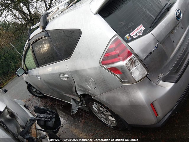 Toyota PRIUS V 2015 JTDZN3EU1FJ035347 Image 15