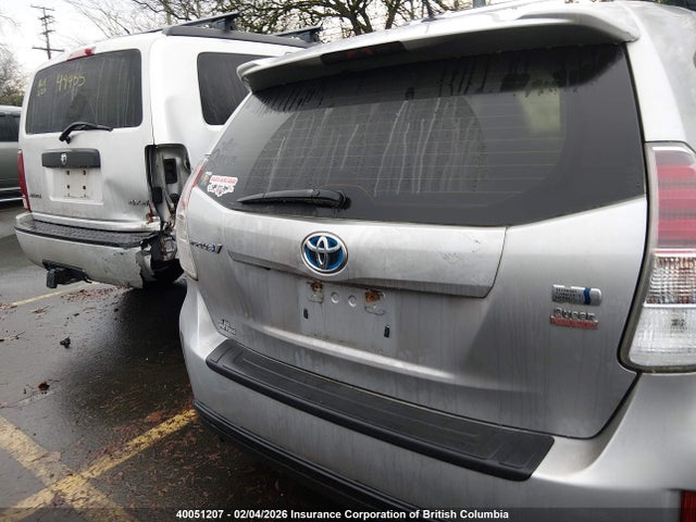 Toyota PRIUS V 2015 JTDZN3EU1FJ035347 Image 17