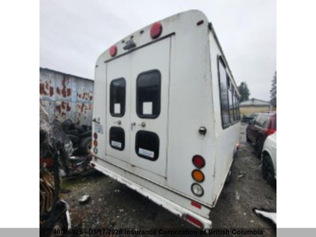 40056925 :رقم المزاد ، 1FDWE35P04HB24713 vin ، 2004 Ford Econoline E350 Super Duty Ctway Van مزاد بيع