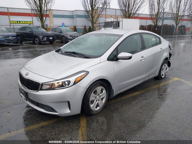 3KPFK4A79JE216350 KIA Forte