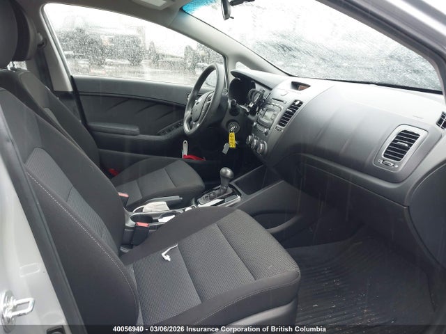 3KPFK4A79JE216350 KIA Forte