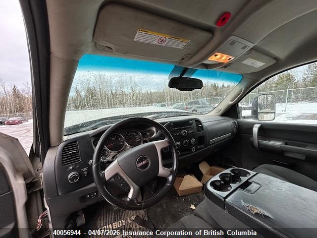 40056944 :رقم المزاد ، 1GTHK736X9F106746 vin ، 2009 Gmc Sierra K3500 مزاد بيع